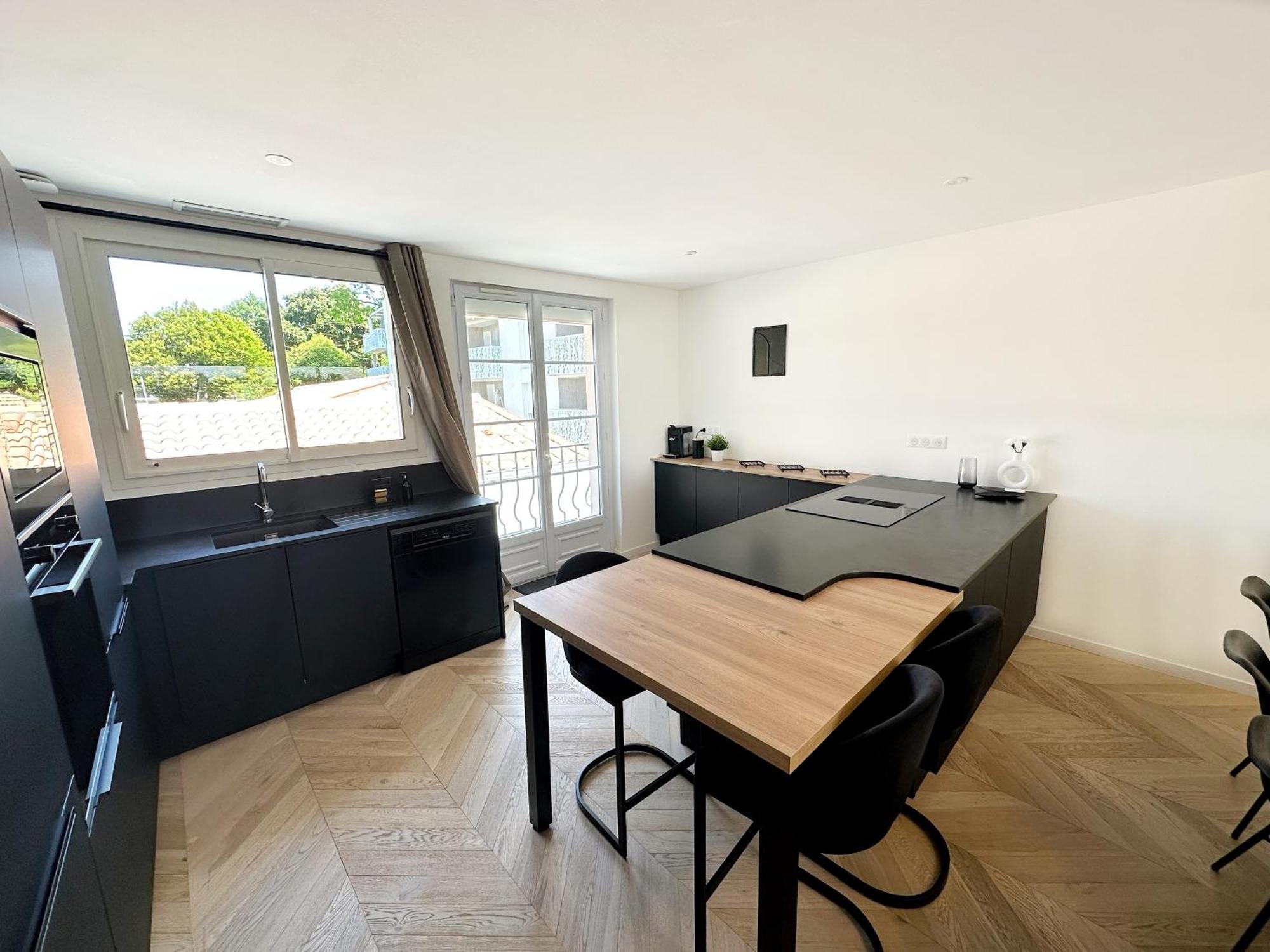 Les Appartements Du Carnot - Terrasses Et Jardins Ла-Рошель Экстерьер фото