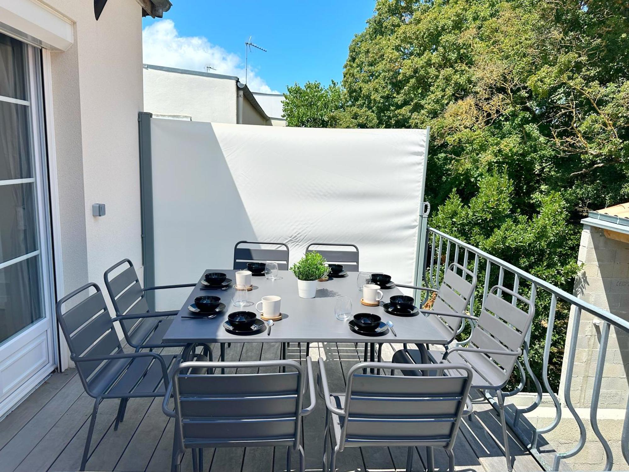 Les Appartements Du Carnot - Terrasses Et Jardins Ла-Рошель Экстерьер фото